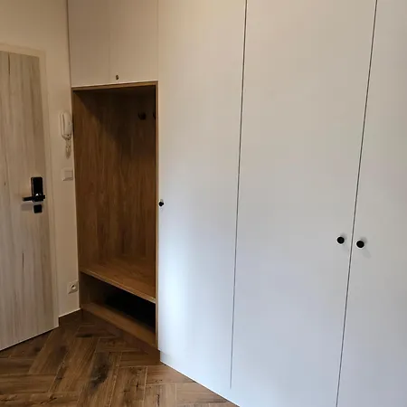 Hillside Y24 * Dolny Kubin