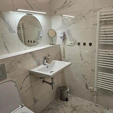 Hillside Y24 * Alsókubin