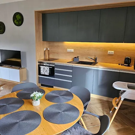 Hillside Y24 Dolny Kubin