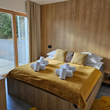 Hillside Y24 Dolny Kubin